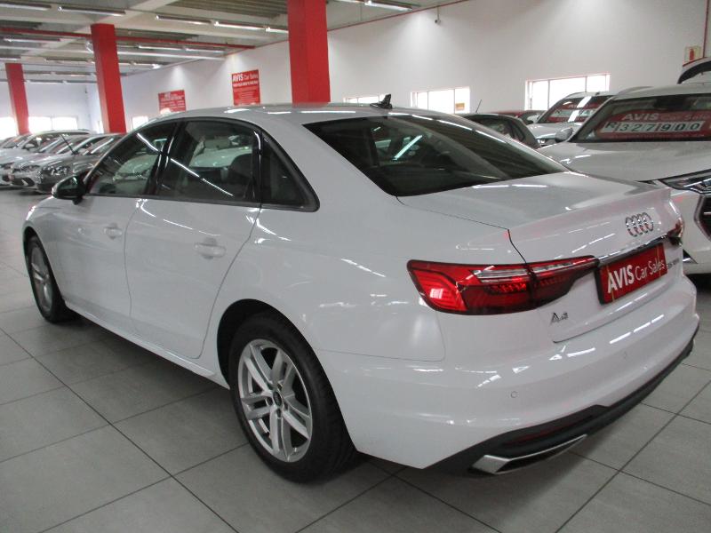 Audi A4 Sedan 35 Tfsi S Tronic Advanced