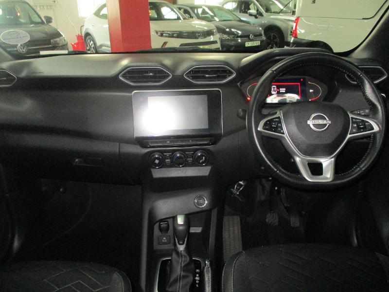 Nissan Magnite 1.0 Acenta Plus Cvt Oled