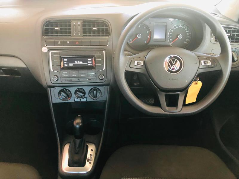 Volkswagen Polo Vivo Hatch 1.6 Comfortline Tiptronic