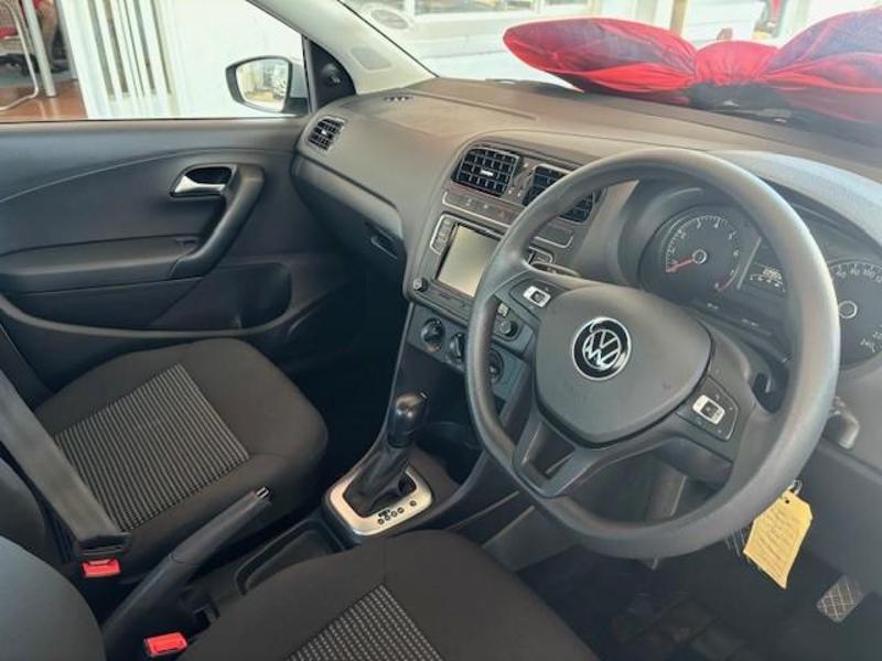 Volkswagen Polo Vivo Hatch 1.6 Comfortline Tiptronic