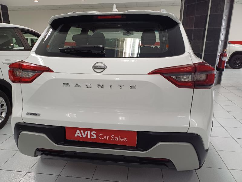 Nissan Magnite 1.0 Acenta Plus Cvt Oled