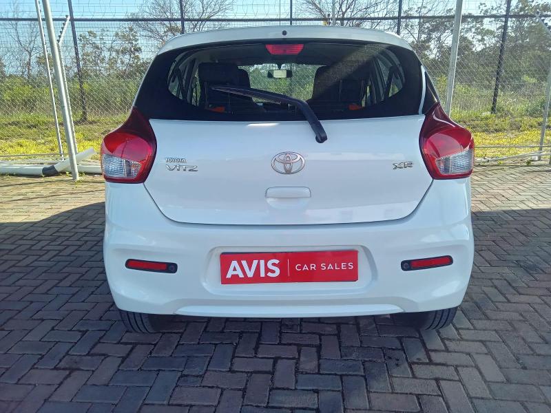 Toyota Vitz 1.0 Xr Amt