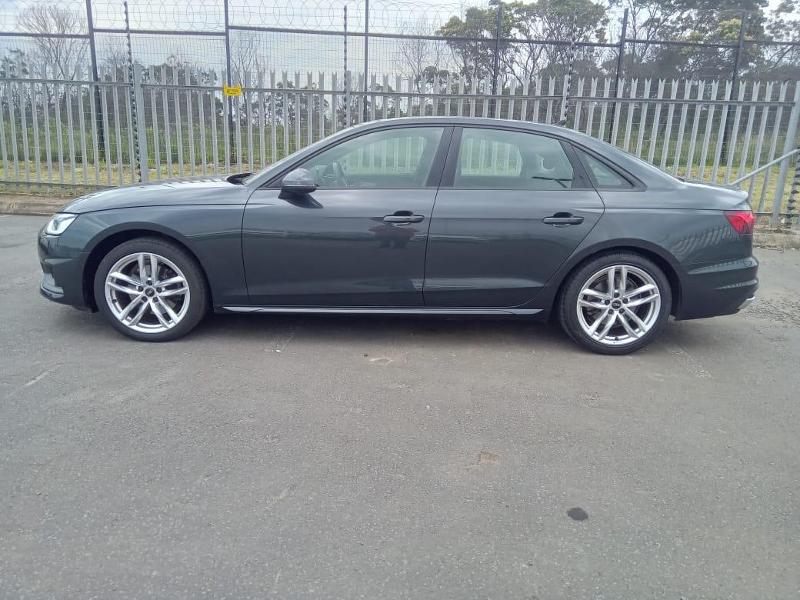 Audi A4 Sedan 35 Tfsi S Tronic