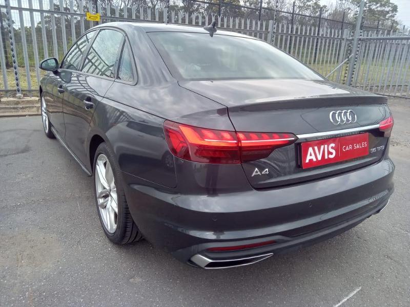 Audi A4 Sedan 35 Tfsi S Tronic