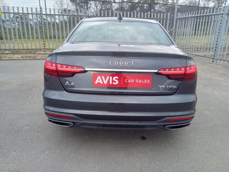 Audi A4 Sedan 35 Tfsi S Tronic