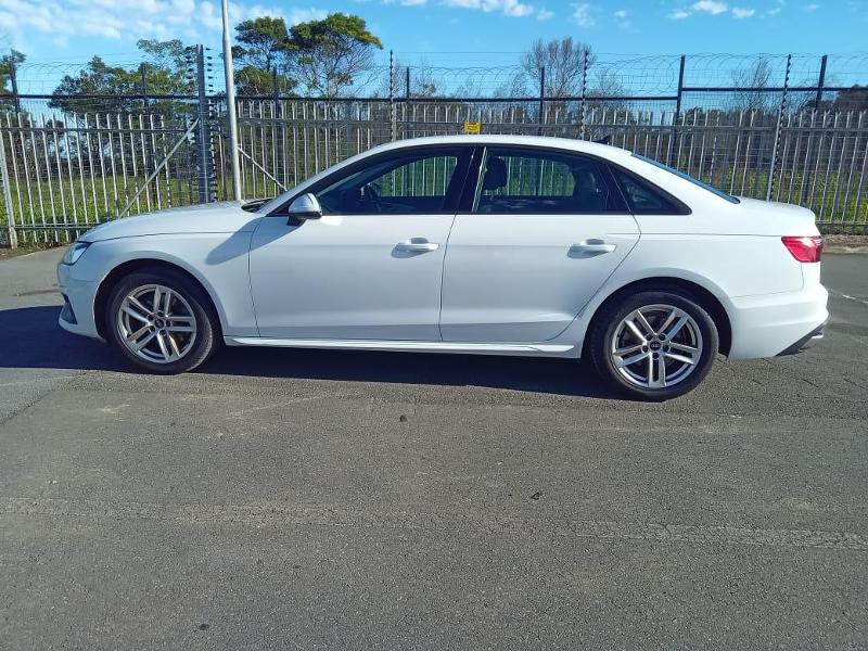 Audi A4 Sedan 35 Tfsi S Tronic