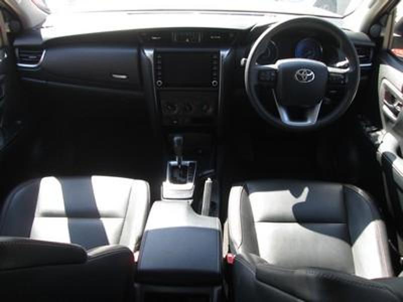 Toyota Fortuner 2.4 Gd-6 4X4 At