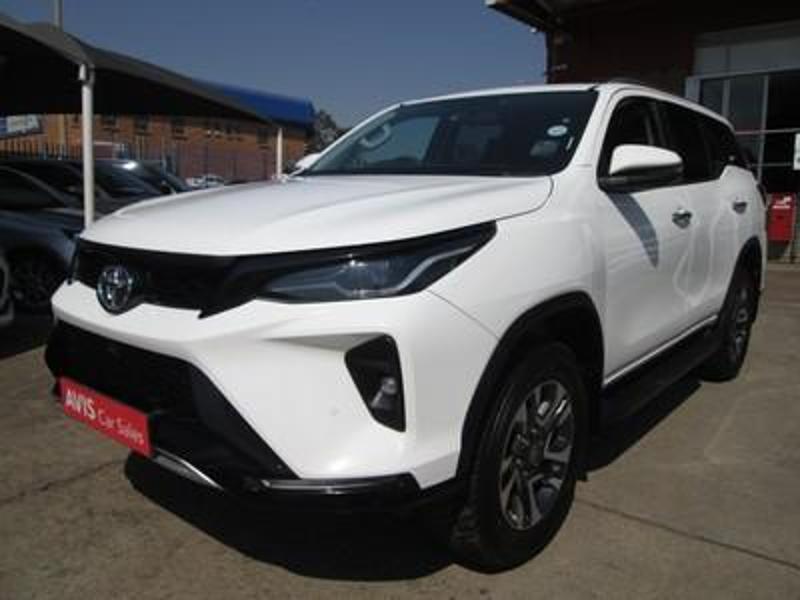 Toyota Fortuner 2.4 Gd-6 At