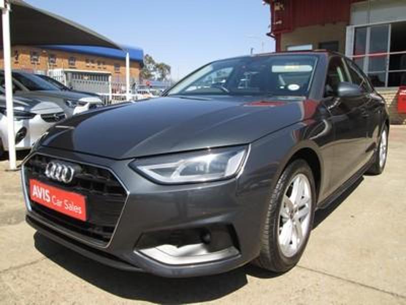 Audi A4 Sedan 35 Tfsi S Tronic