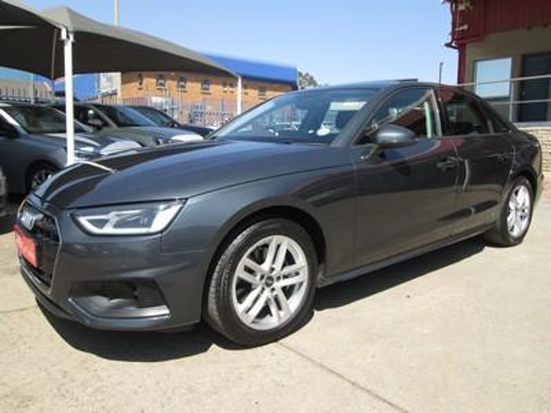 Audi A4 Sedan 35 Tfsi S Tronic