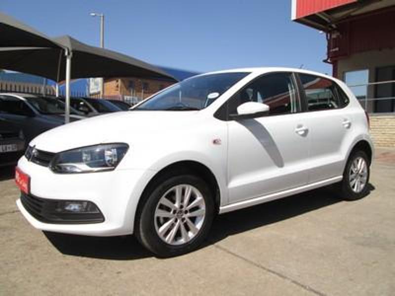 Volkswagen Polo Vivo Hatch 1.6 Comfortline Tiptronic