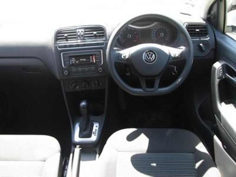 Volkswagen Polo Vivo Hatch 1.6 Comfortline Tiptronic