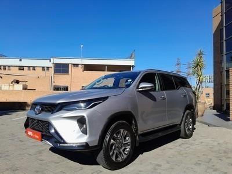 Toyota Fortuner 2.4 Gd-6 At