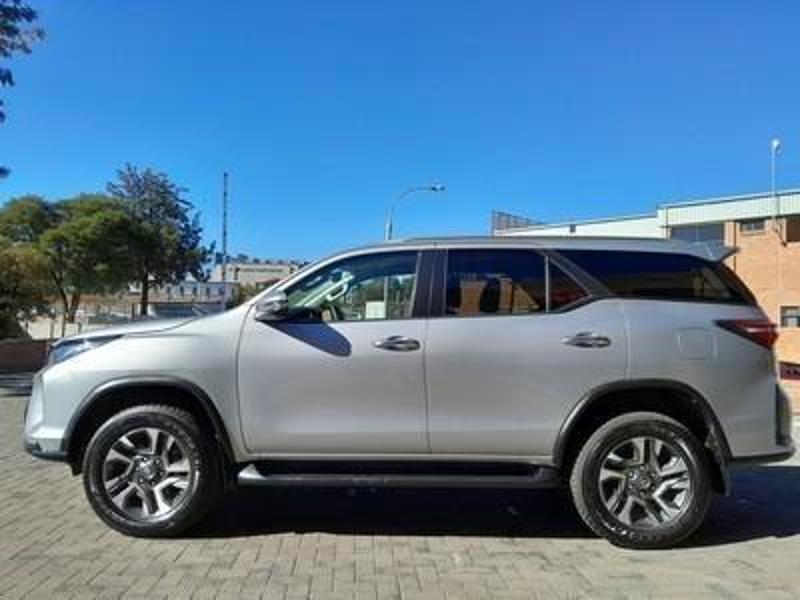 Toyota Fortuner 2.4 Gd-6 At