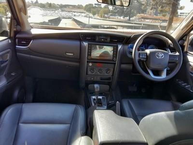 Toyota Fortuner 2.4 Gd-6 At