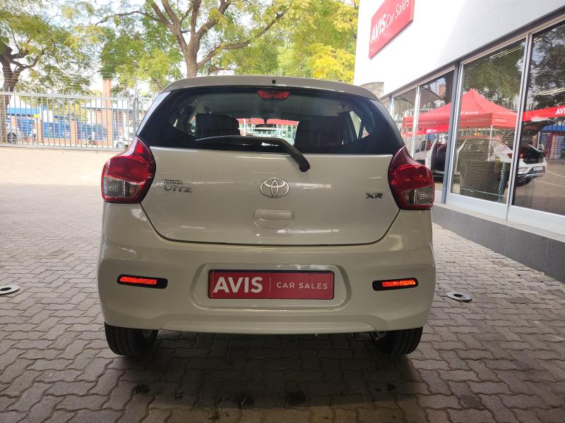 Toyota Vitz 1.0 Xr Amt