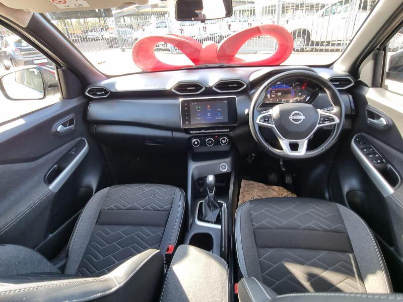 Nissan Magnite 1.0 Acenta Plus Cvt Oled