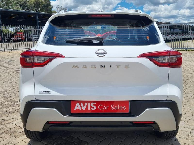 Nissan Magnite 1.0 Acenta Plus Cvt Oled