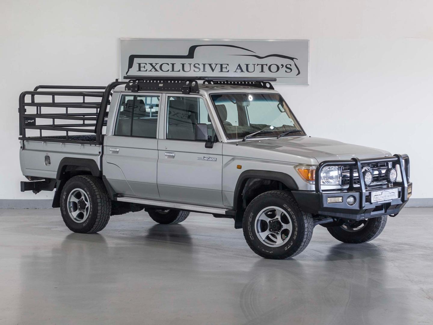 Toyota Land Cruiser 79 4.0 Pick Up Double Cab