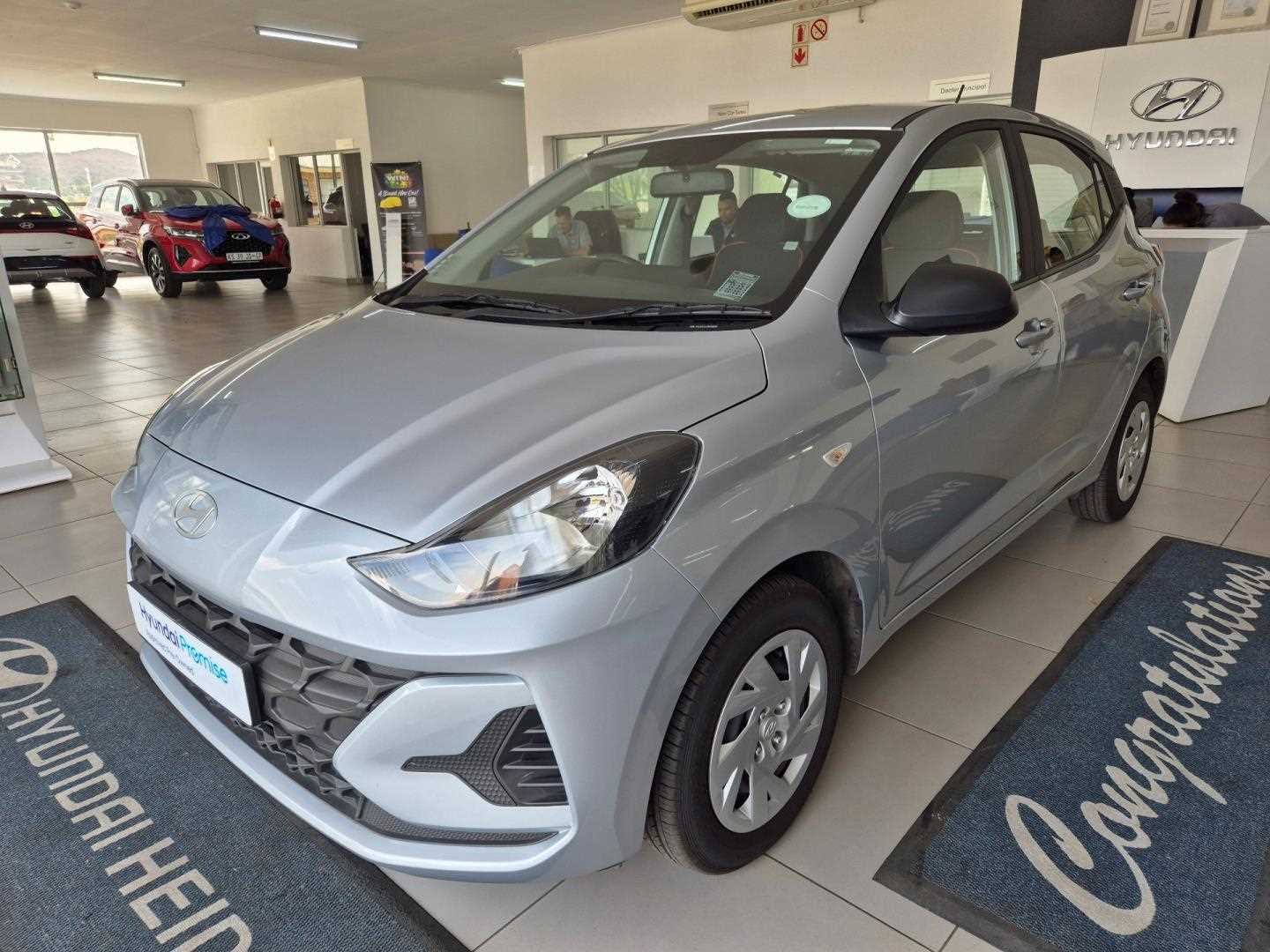 Hyundai GRAND i10 1.0 MOTION/PREMIUM for Sale in South Africa