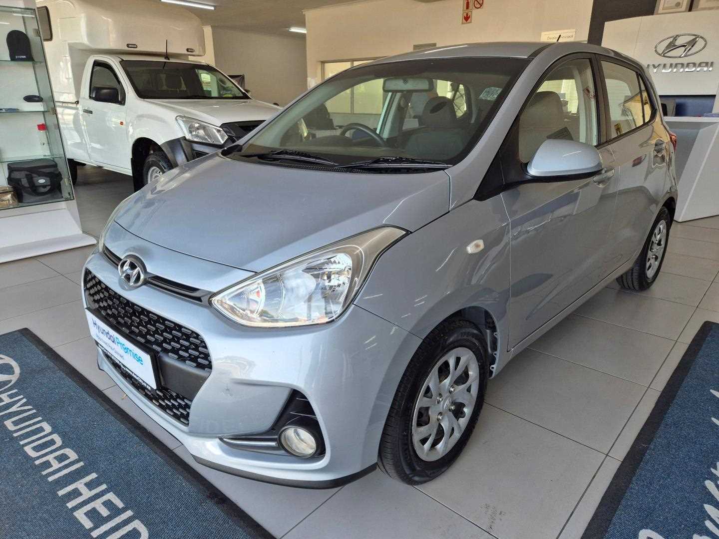 Hyundai GRAND i10 1.0 MOTION for Sale in South Africa