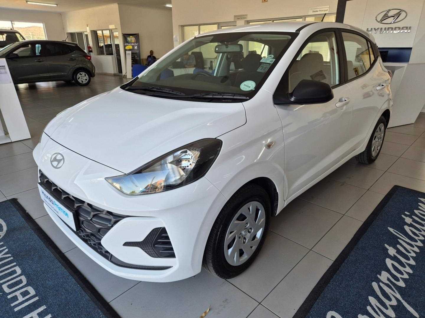 Hyundai GRAND i10 1.0 MOTION/PREMIUM for Sale in South Africa