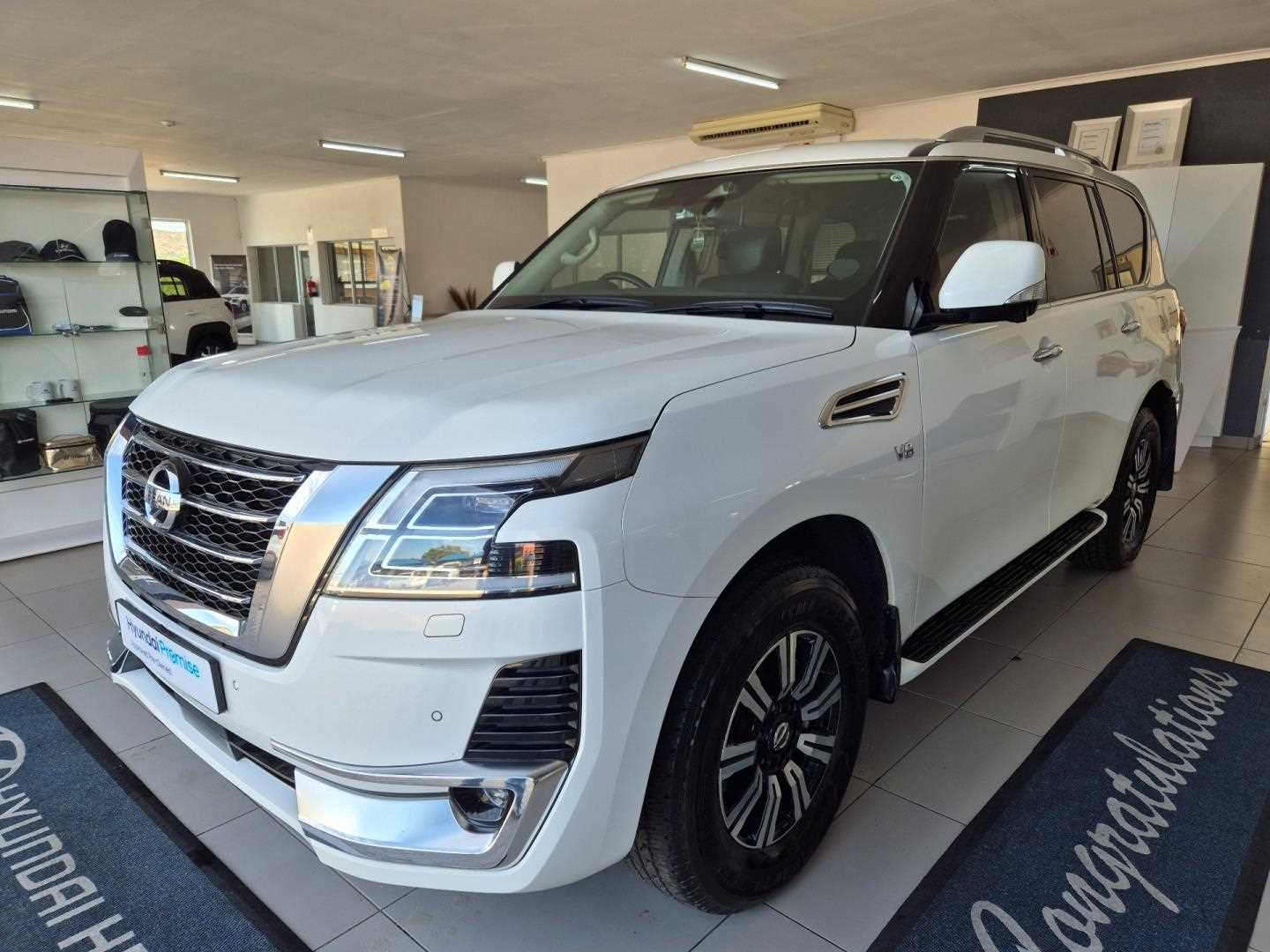Nissan PATROL 5.6 V8 LE PREMIUM for Sale in South Africa