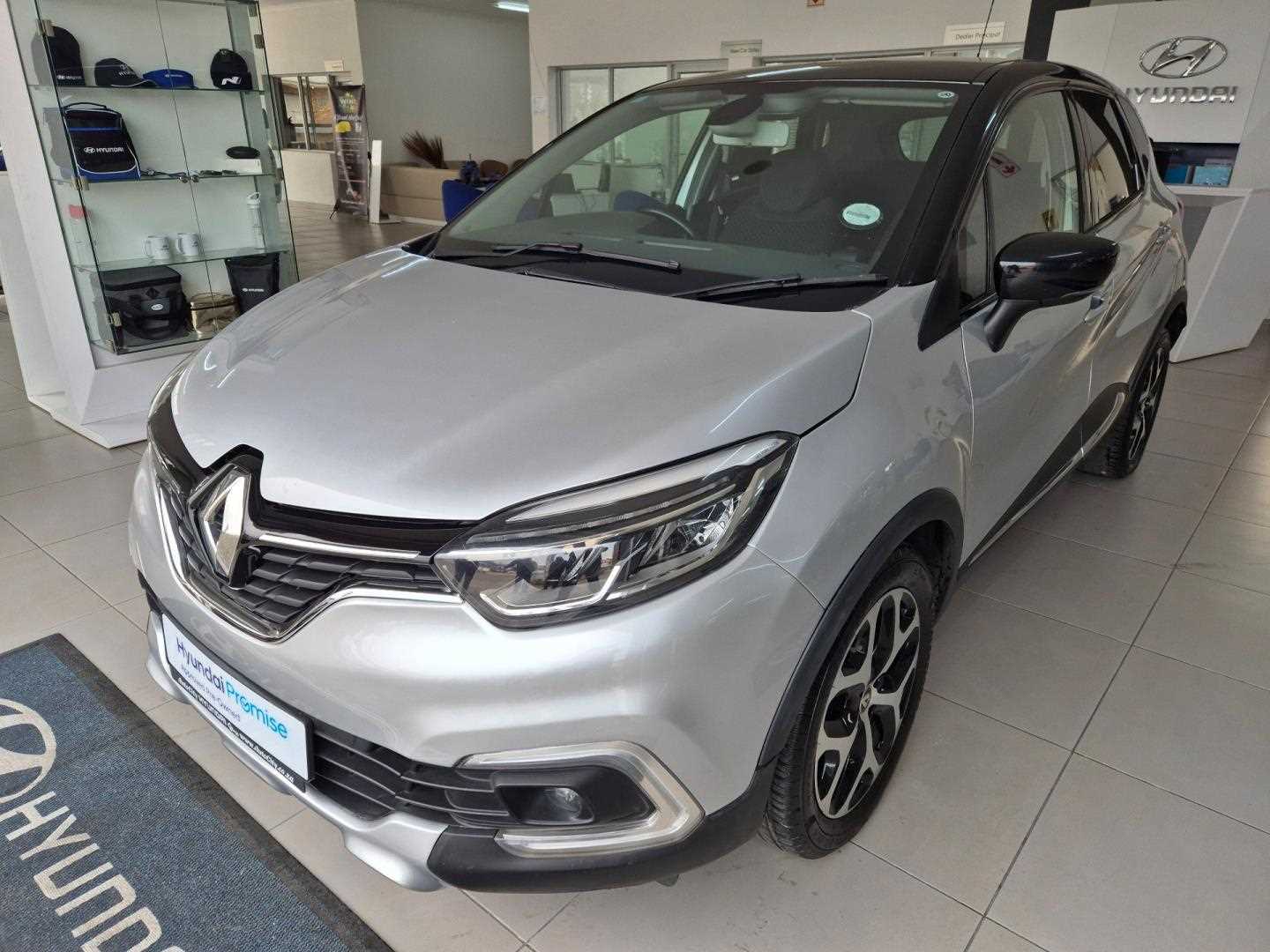 Renault CAPTUR 1.2T DYNAMIQUE EDC 5DR (88KW) for Sale in South Africa