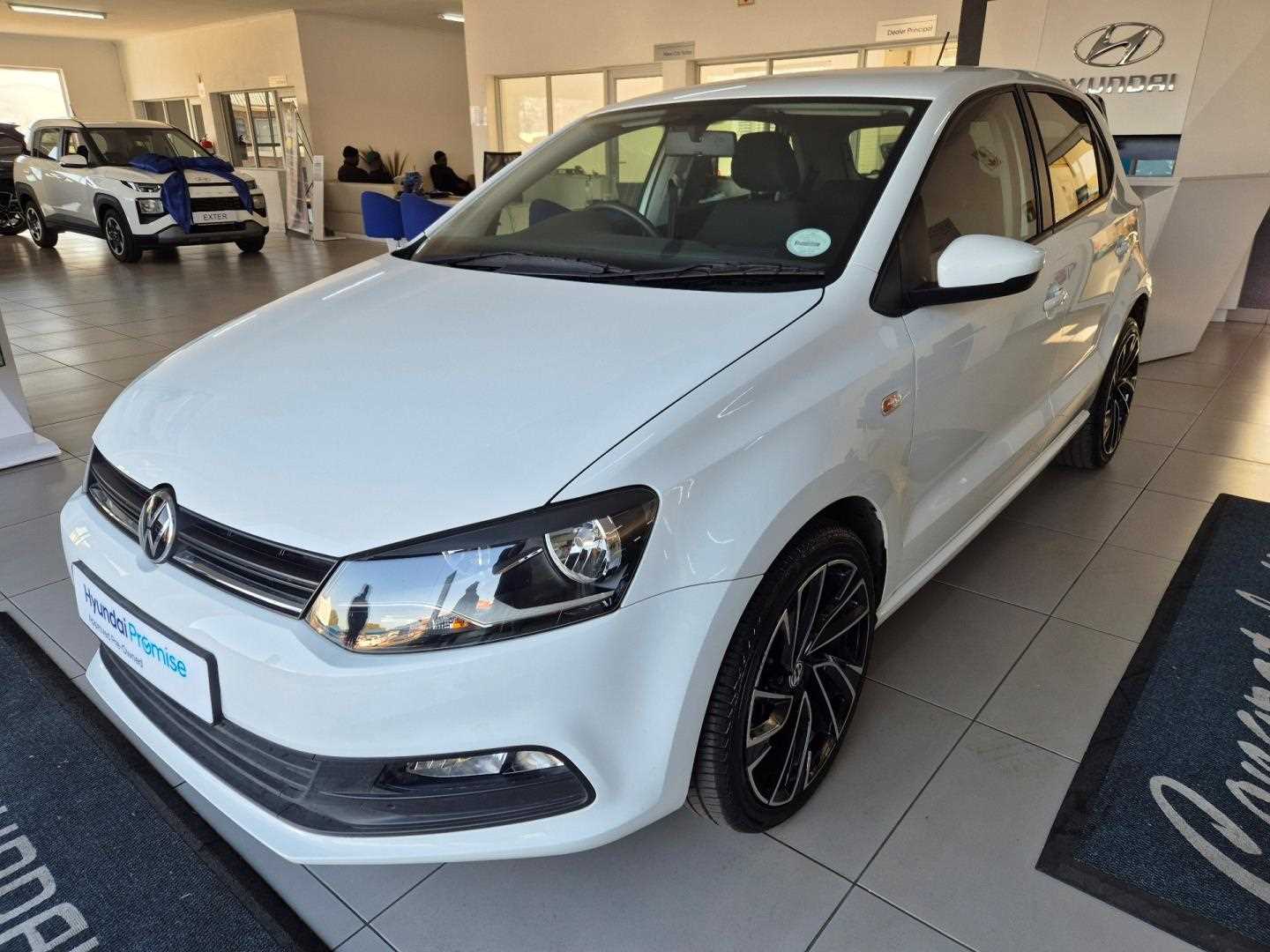 Volkswagen POLO VIVO 1.4 COMFORTLINE (5DR) for Sale in South Africa