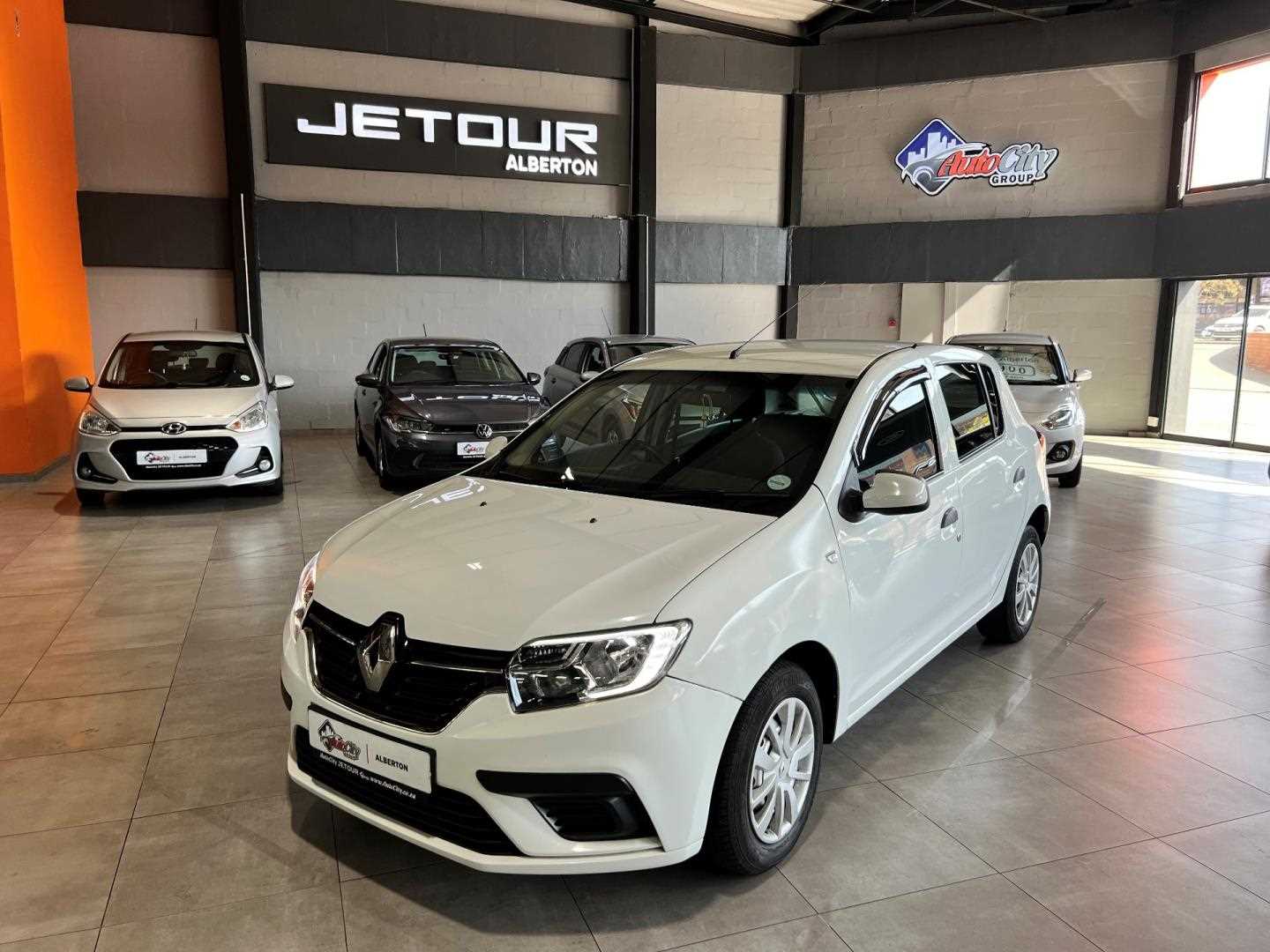 Renault SANDERO 900 T EXPRESSION for Sale in South Africa