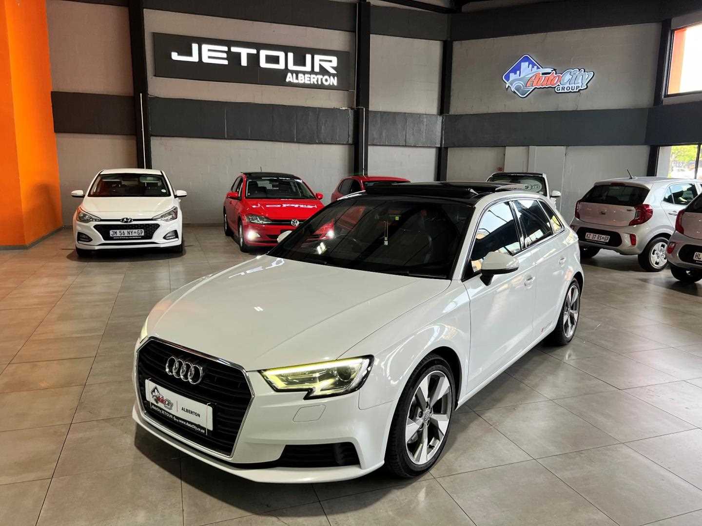 AUDI A3 SPORTBACK 2.0 TFSI STRONIC (40 TFSI) for Sale in South Africa