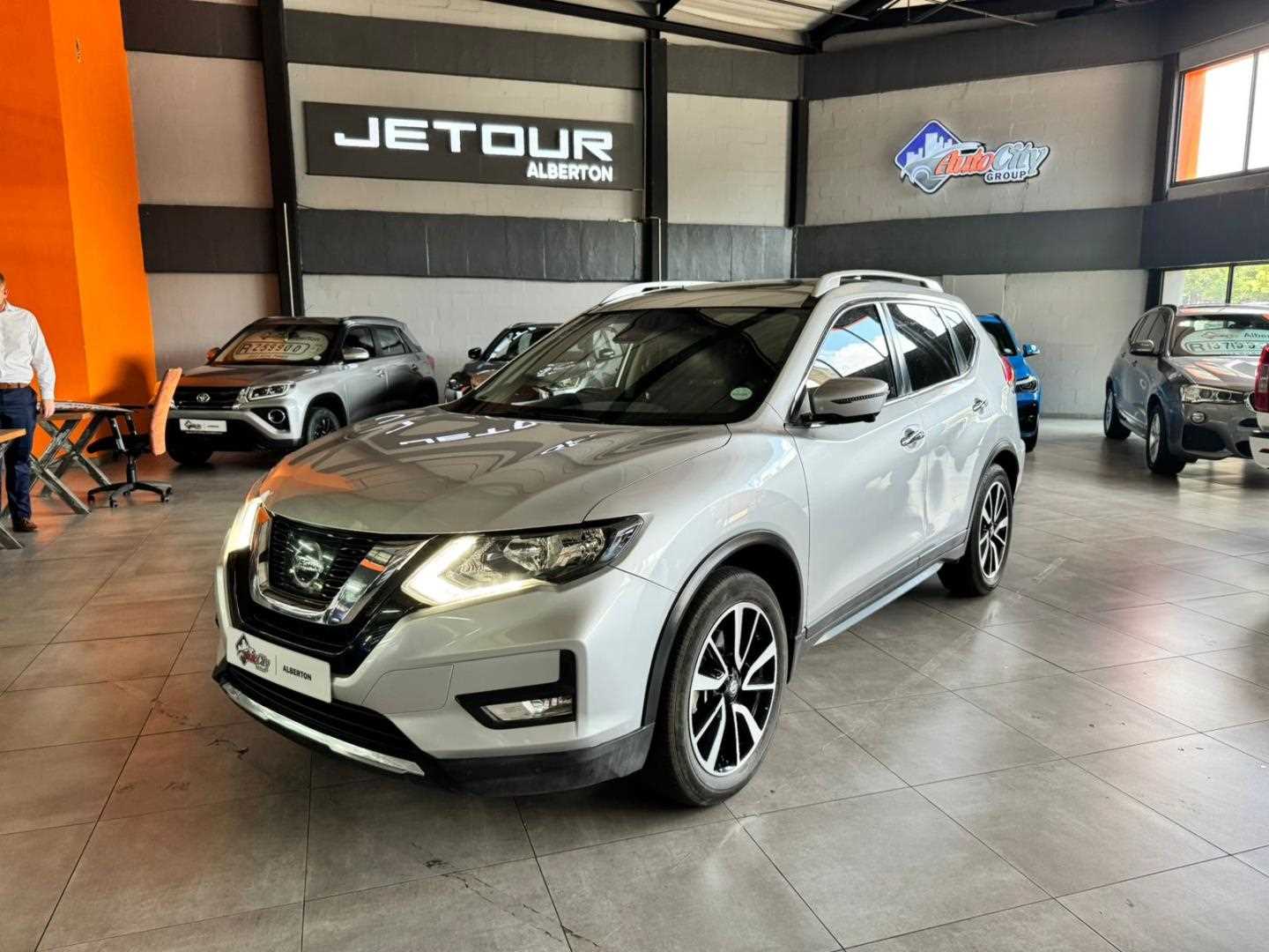 Nissan X-Trail VII 2.5 Tekna 4x4 CVT 7 Seater