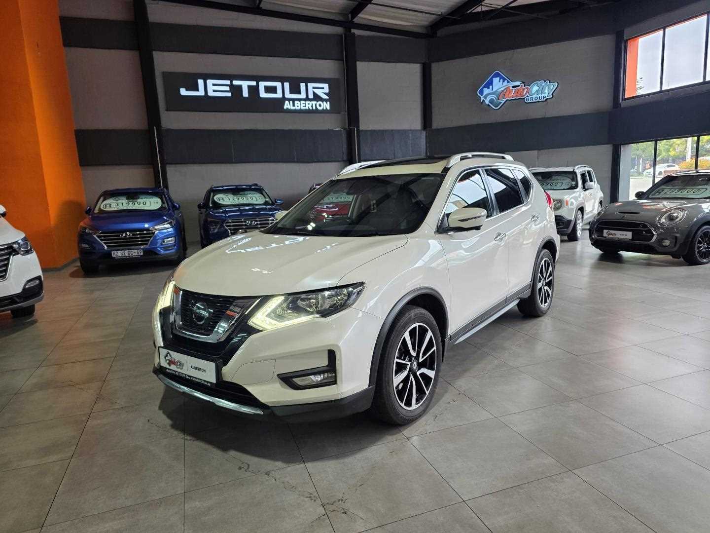 Nissan X TRAIL 2.5 TEKNA 4X4 CVT 7S for Sale in South Africa
