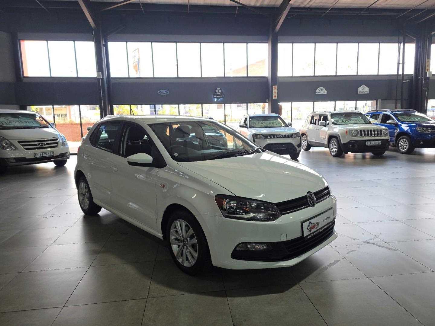 Volkswagen POLO VIVO 1.4 COMFORTLINE (5DR) for Sale in South Africa