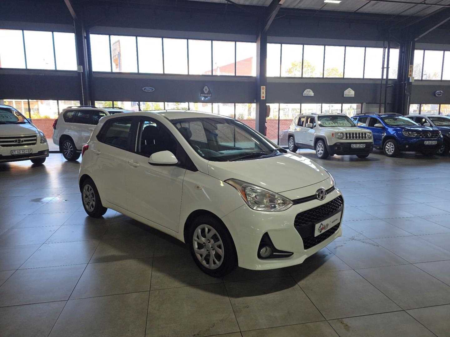 Hyundai GRAND i10 1.0 MOTION for Sale in South Africa