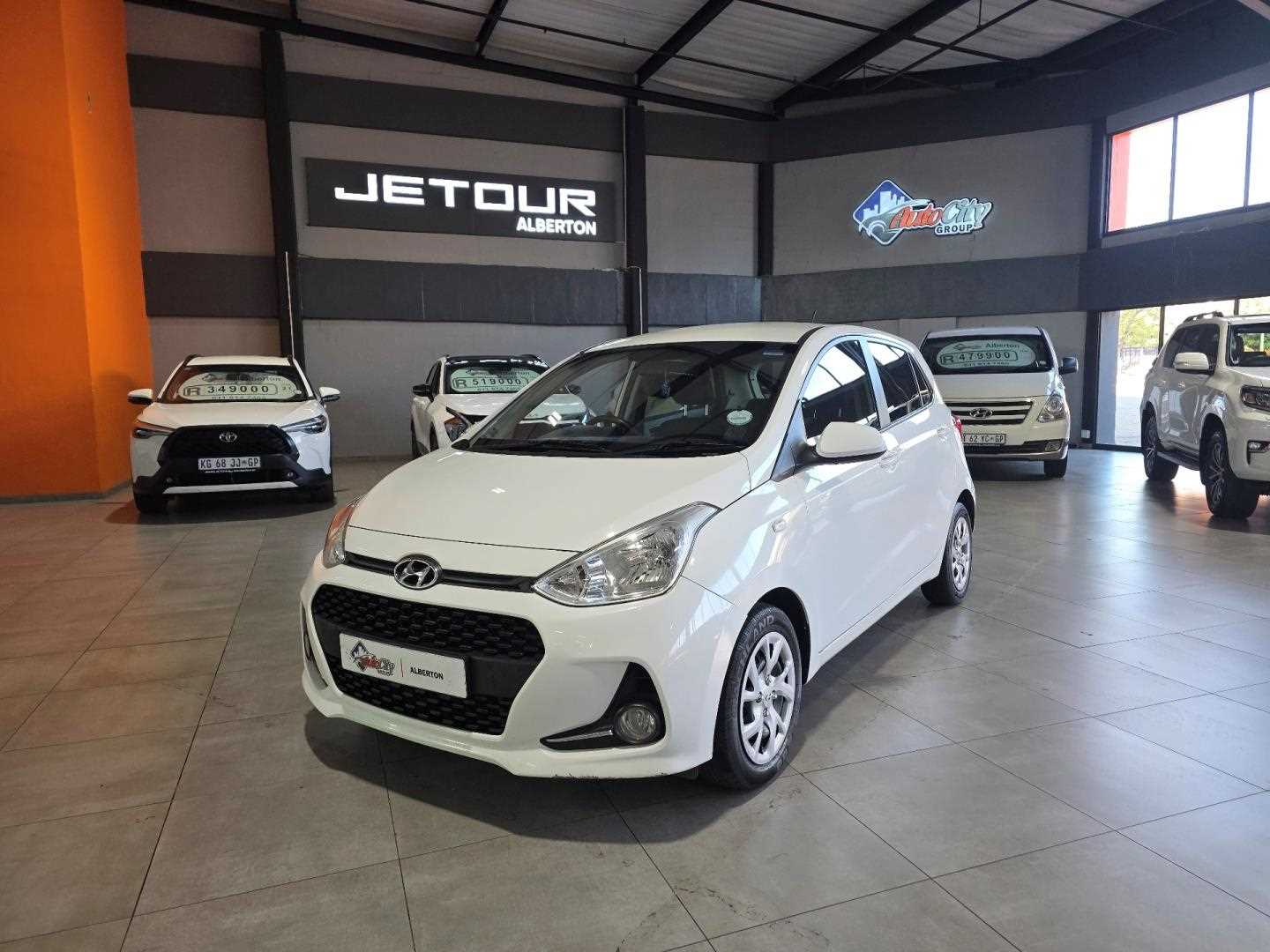Hyundai GRAND i10 1.0 MOTION for Sale in South Africa