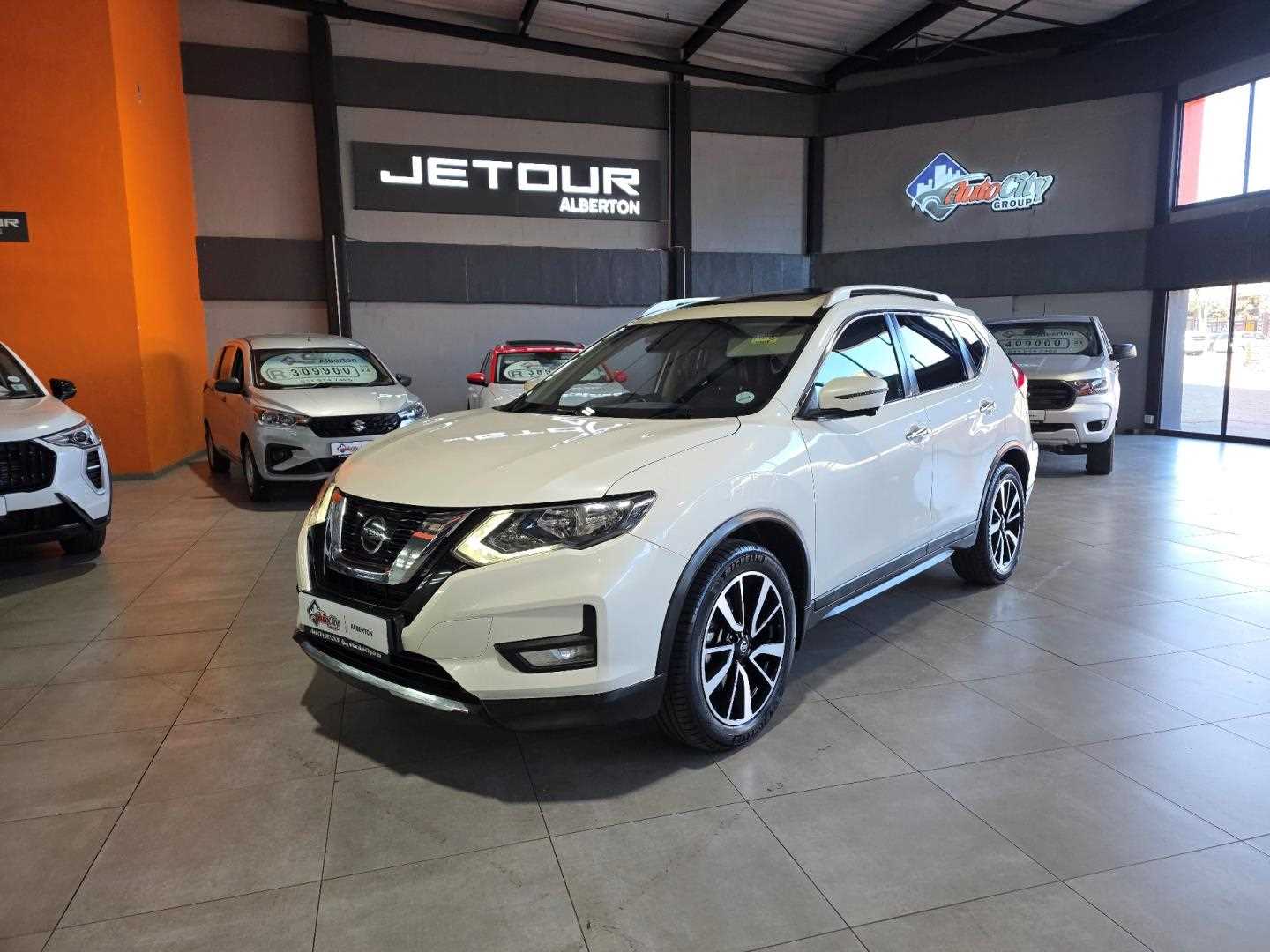Nissan X TRAIL 2.5 TEKNA 4X4 CVT 7S for Sale in South Africa
