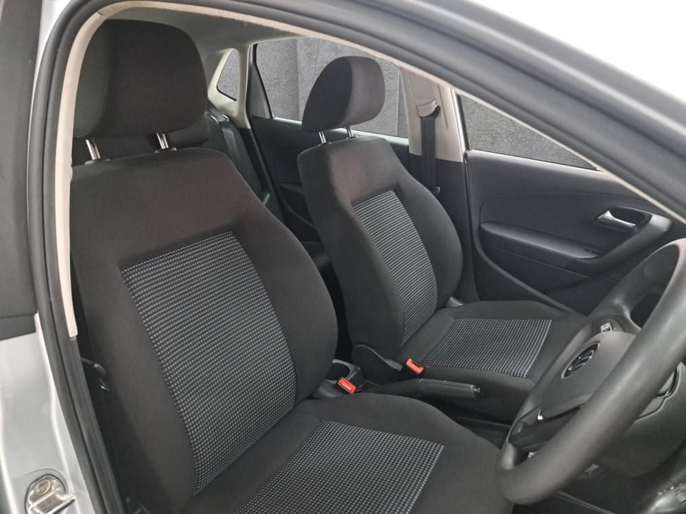 Volkswagen Polo Vivo Hatch 1.6 Comfortline Tiptronic