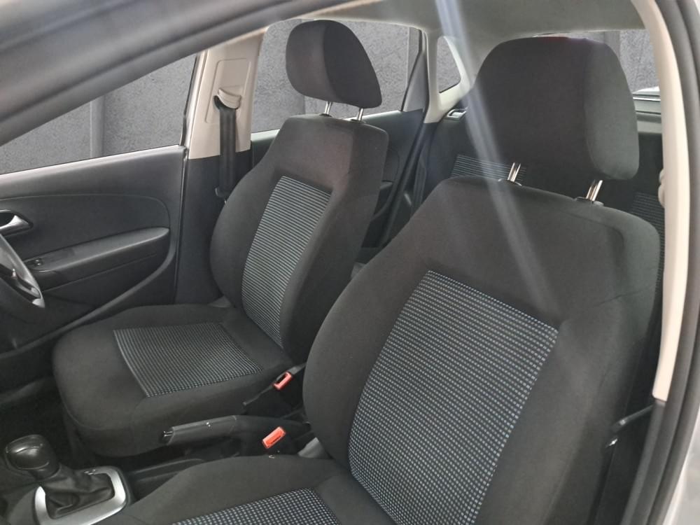 Volkswagen Polo Vivo Hatch 1.6 Comfortline Tiptronic