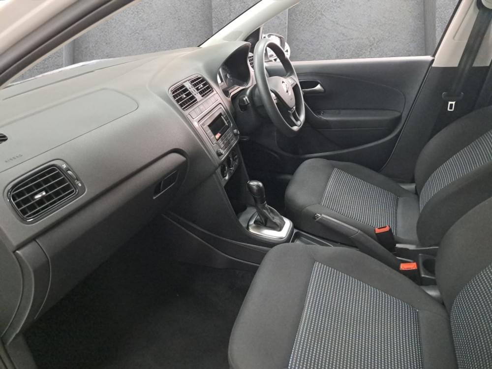 Volkswagen Polo Vivo Hatch 1.6 Comfortline Tiptronic