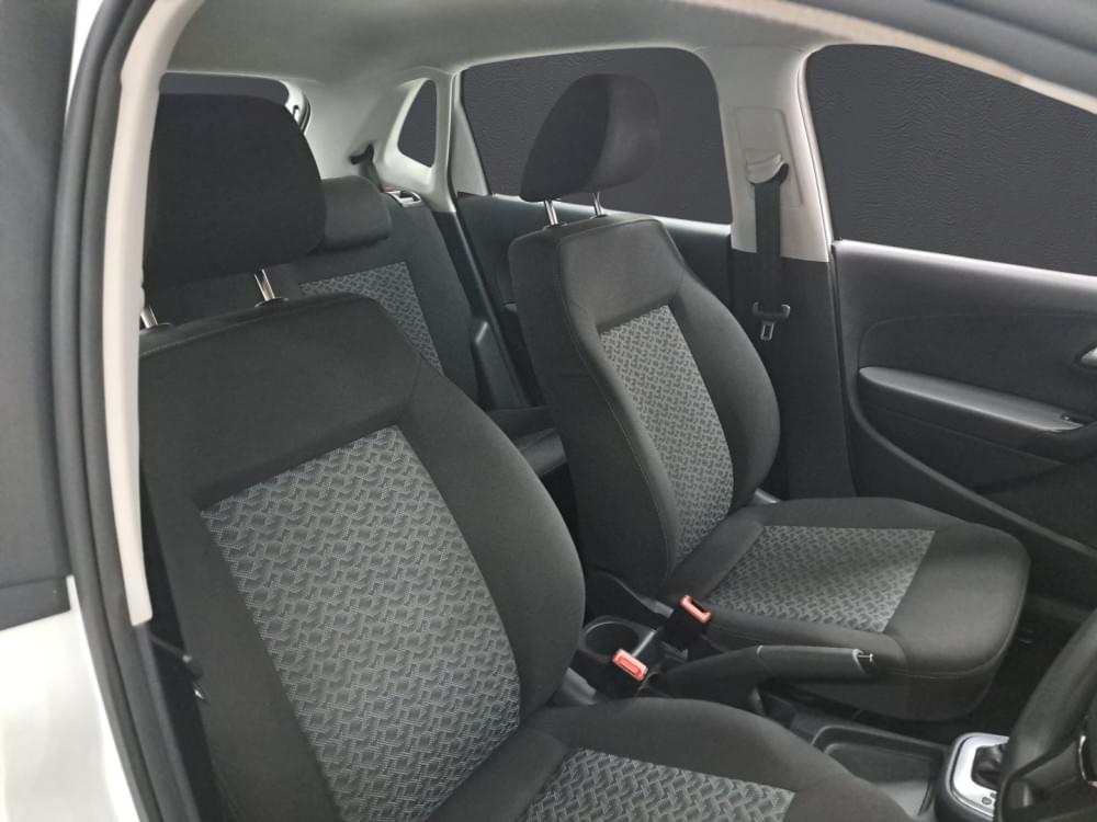 Volkswagen Polo Vivo Hatch 1.6 Life Tipt
