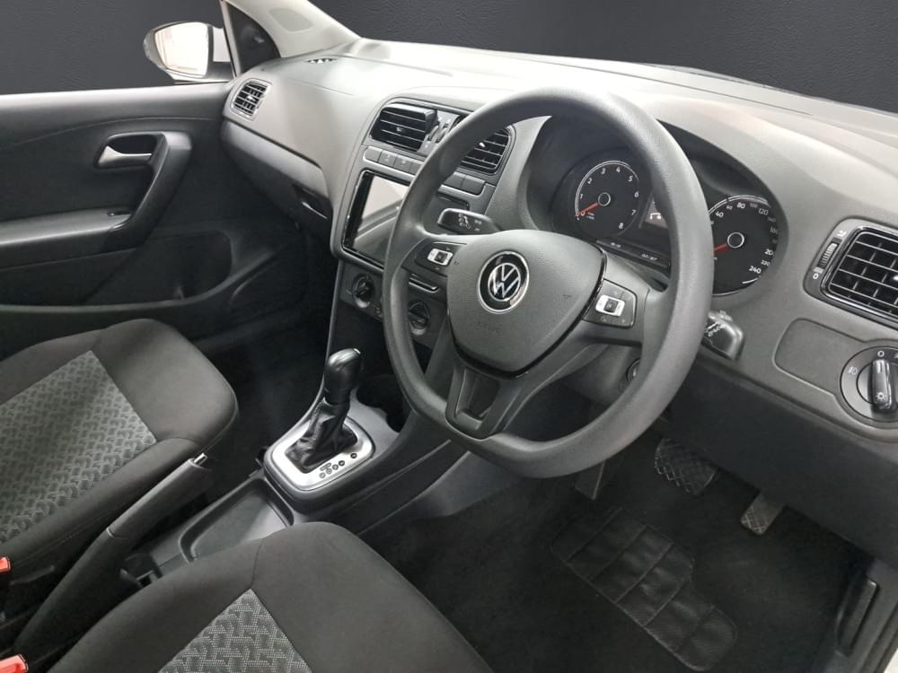 Volkswagen Polo Vivo Hatch 1.6 Life Tipt