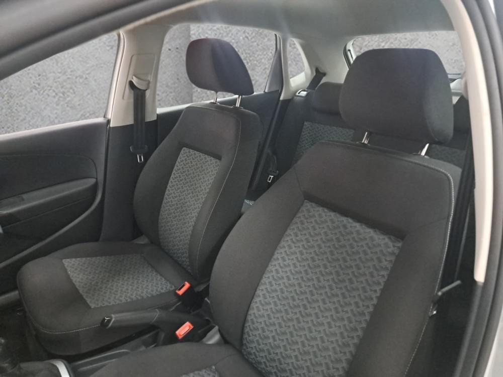 Volkswagen Polo Vivo Hatch 1.6 Life Tipt
