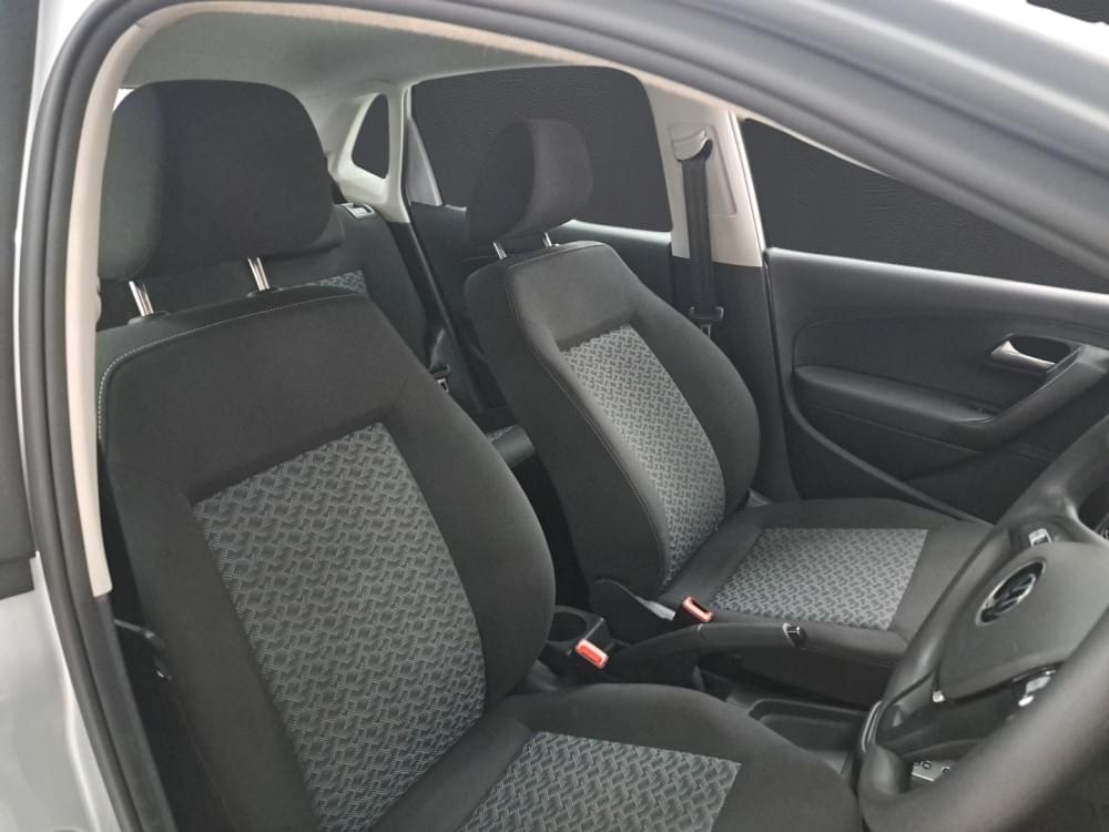 Volkswagen Polo Vivo Hatch 1.6 Life Tipt