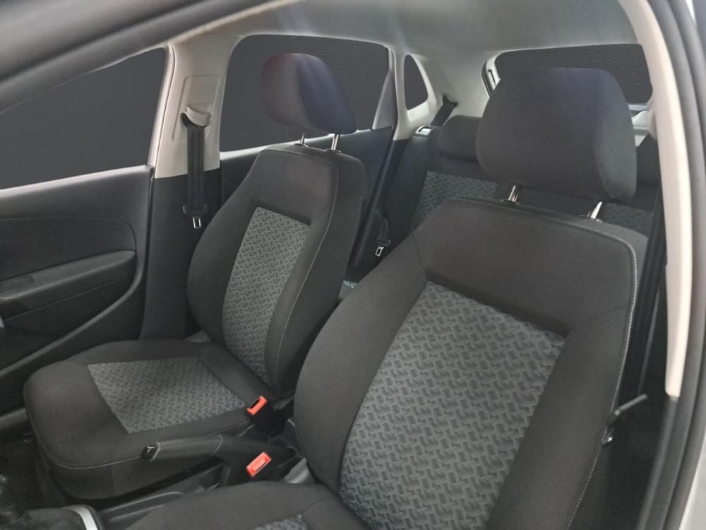 Volkswagen Polo Vivo Hatch 1.6 Life Tipt