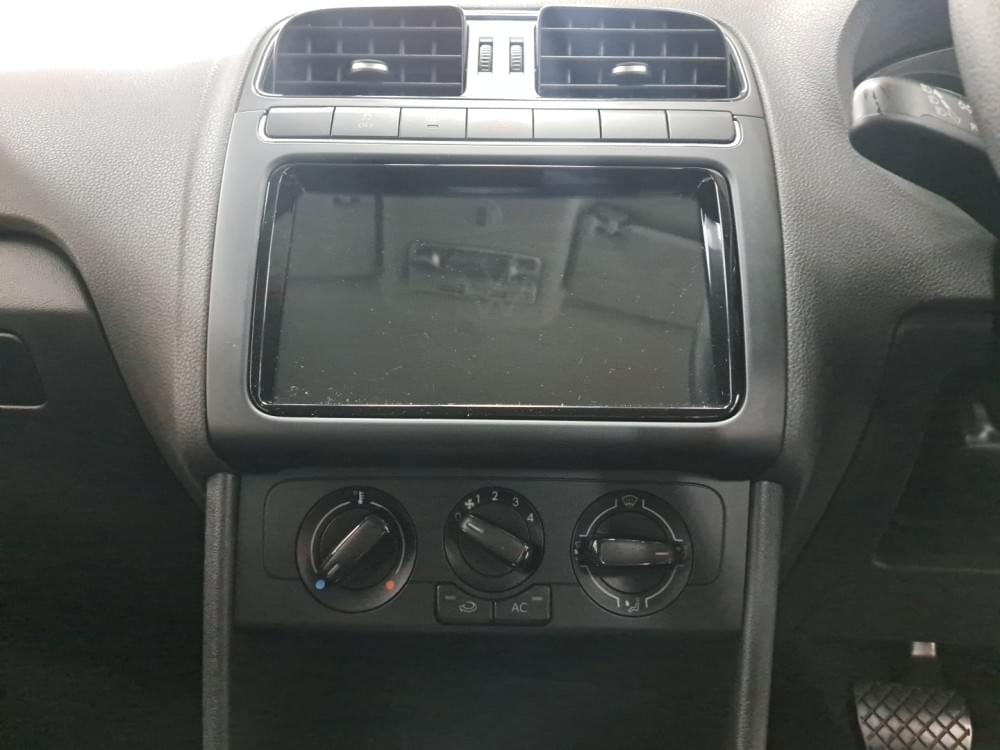 Volkswagen Polo Vivo Hatch 1.6 Life Tipt