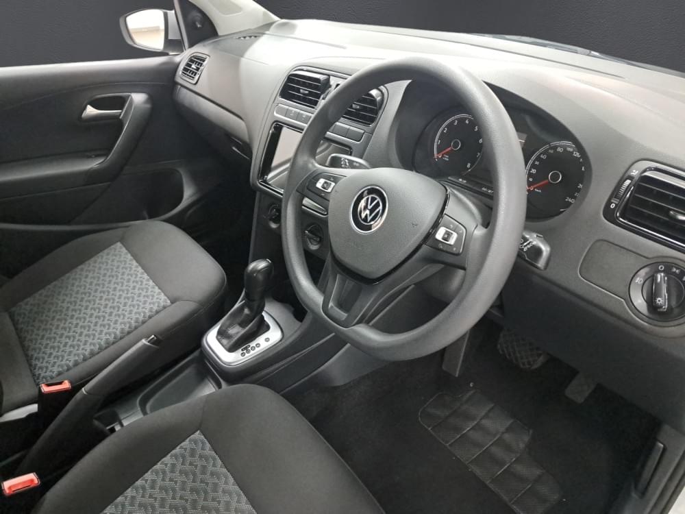 Volkswagen Polo Vivo Hatch 1.6 Life Tipt