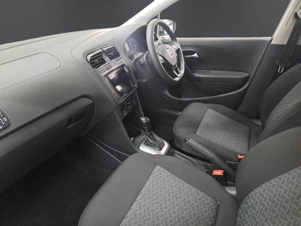 Volkswagen Polo Vivo Hatch 1.6 Life Tipt