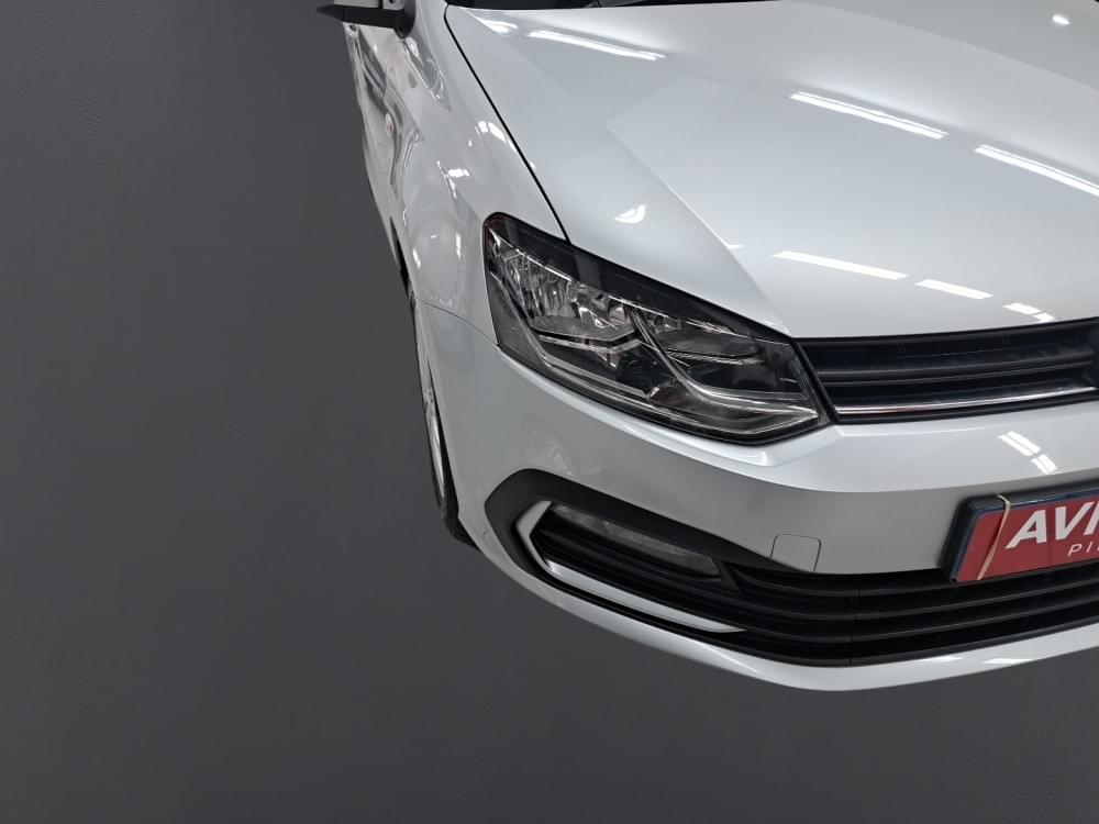 Volkswagen Polo Vivo Hatch 1.6 Life Tipt
