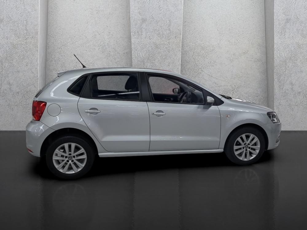 Volkswagen Polo Vivo Hatch 1.6 Comfortline Tiptronic